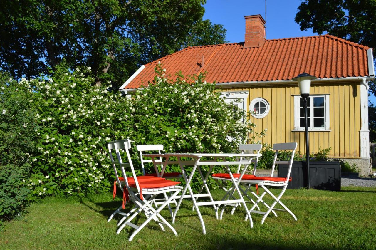 Malmgardens Vandrarhem B&B Strängnäs Kültér fotó