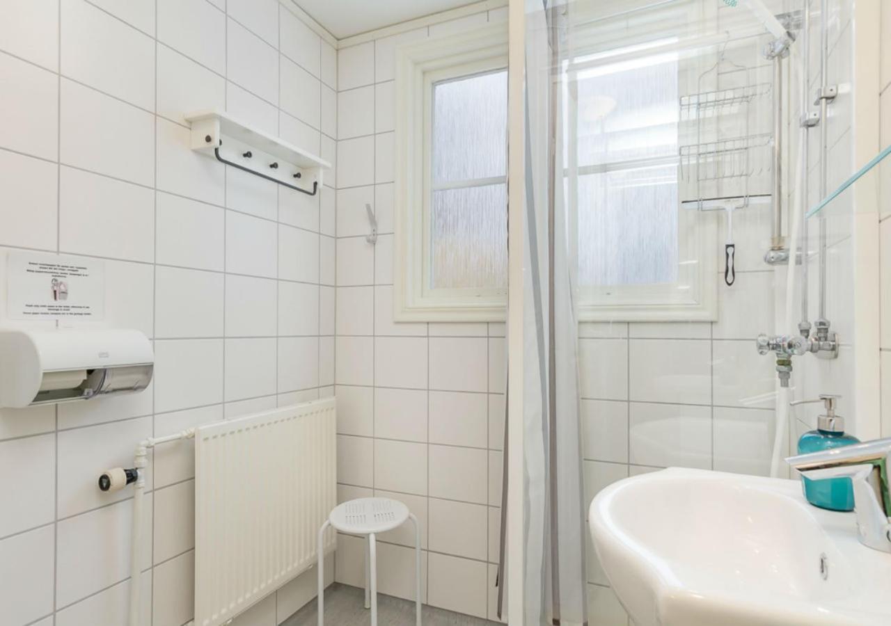 Malmgardens Vandrarhem B&B Strängnäs Kültér fotó
