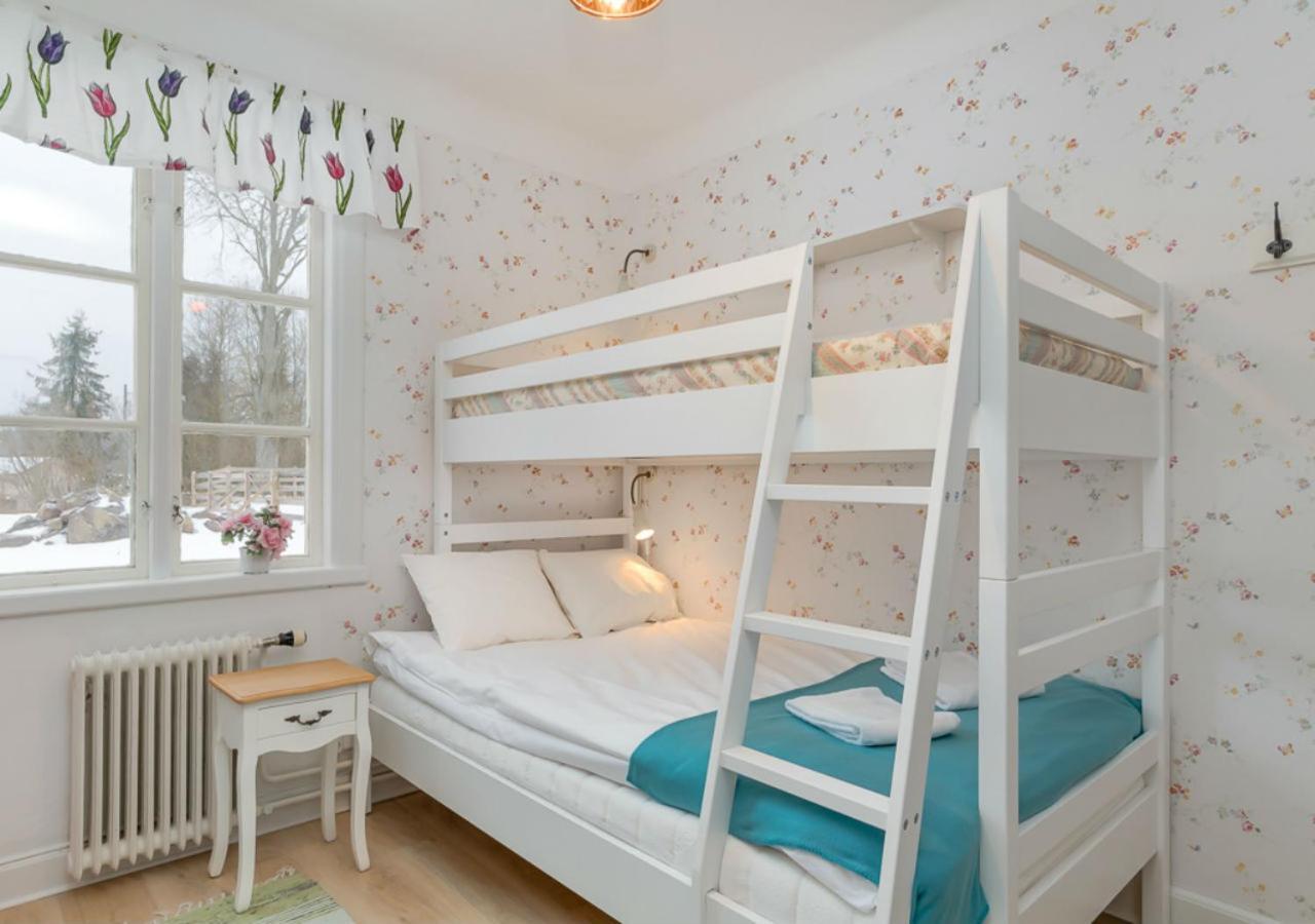 Malmgardens Vandrarhem B&B Strängnäs Kültér fotó